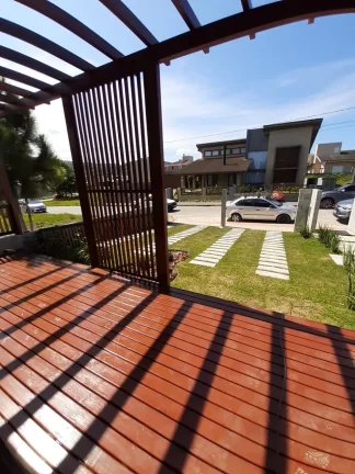 Imagem Casa de alto padrão em Ambrósio, Garopaba-SC: conforto, comodidade e localização privilegiada!