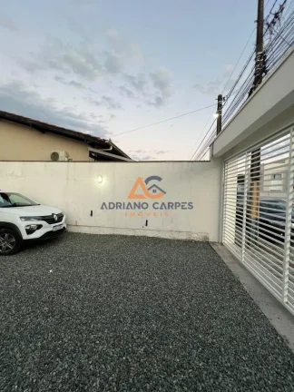 Imagem Apartamento com 02 dormitórios, 01 banheiro e 01 vaga de garagem, localizado na Meia Praia em Navegantes - Adriano Carpes Imóveis vende