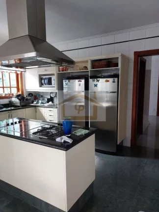 Imagem IMPECÁVEL! AO LADO DO SHOPPING GRANJA VIANA, 3 QUARTOS SENDO UM SUITE, 4 VAGAS