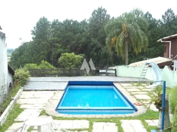 Imagem Casa / Resort com 3 dormitórios e 1 suíte em Condomínio - São Paulo