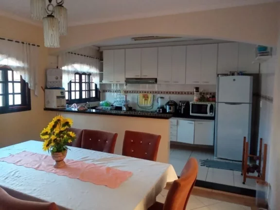 Imagem Sobrado à venda, 245 m² por R$ 742.000,00 - Jardim Ana Rosa - Suzano/SP