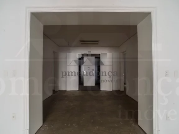 Imagem Apartamento localizado próximo ao Clube Pinheiros e ao Shopping Iguatemi. O prédio possui salão d...