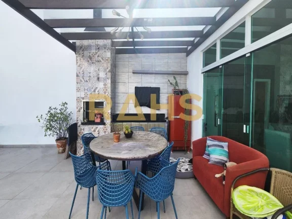 Imagem Cobertura Plana com Vista Incrível da Cidade São 240m² privativos distribuídos em 3 suítes, sal...