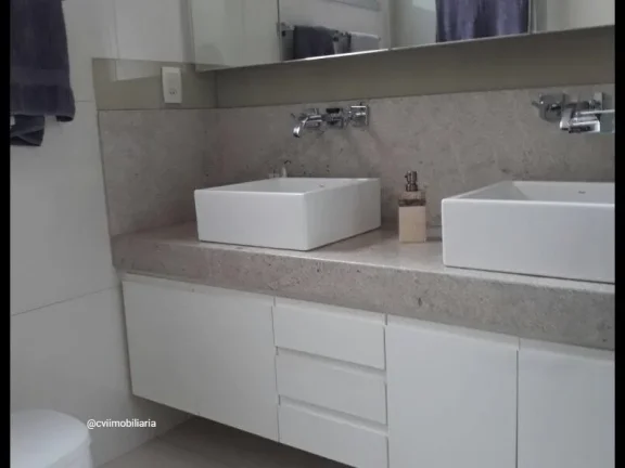 Imagem Lindo apto todo mobiliado (planejados em todos os quartos), com 03 quartos e mais um transformado em...