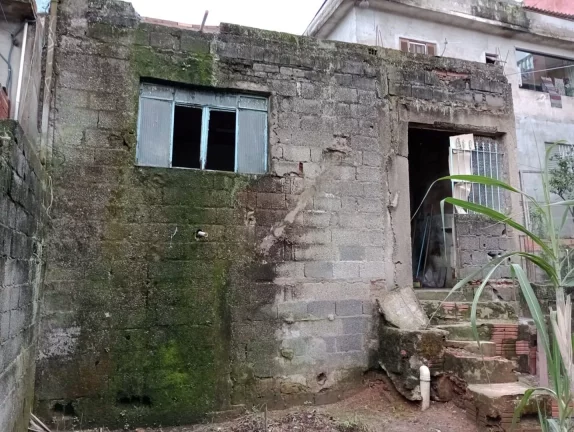 Imagem Casa com 1 dormitório à venda, 559 m² por R$ 300.000,00 - Jardim São João - Ferraz de Vasconcelos/SP