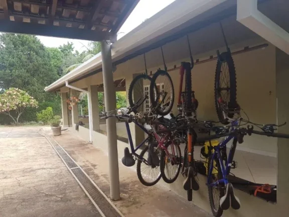 Imagem CHÁCARA COM 4 DORMITÓRIOS À VENDA, 2500 M² POR R$ 1.300.000,00 - CONDOMÍNIO RECANTO RIO PARDO - JARDINÓPOLIS/SP