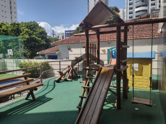 Imagem Apartamento com 4 Quartos no Espinheiro, Recife