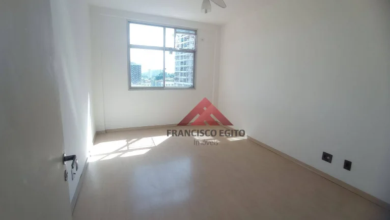 Imagem Quarto e sala à venda no Centro de Niterói, ,68 m² por R$ 300.000