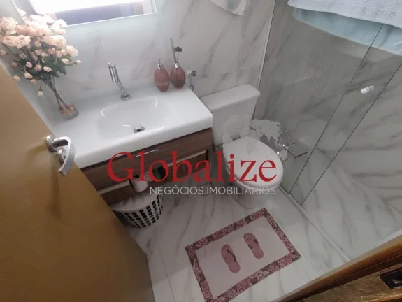 Imagem Casa térrea nova à venda no coração do Gonzaga, próximo da praia por R$.1.350.000,00.