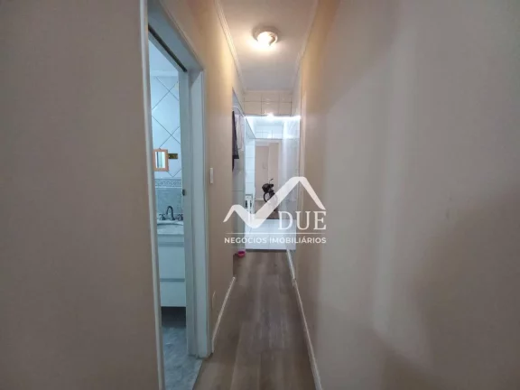 Imagem Apartamento com 2 dormitórios de frente, no 1 andar com varanda e vaga suficiente e livre, à venda, 70 m² por R$ 340.000 - Boqueirão - Santos/SP