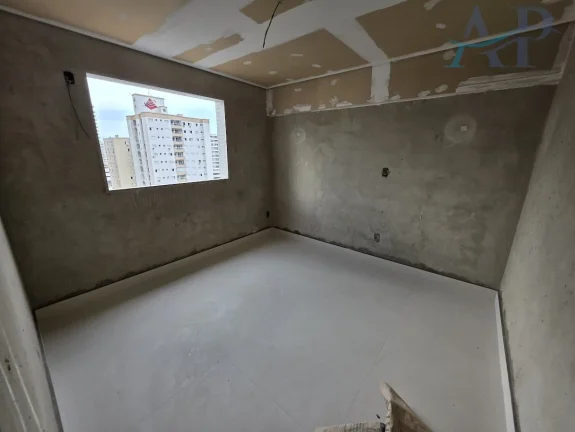 Imagem Apartamento em Construção na Guilhermina em Praia Grande/SP