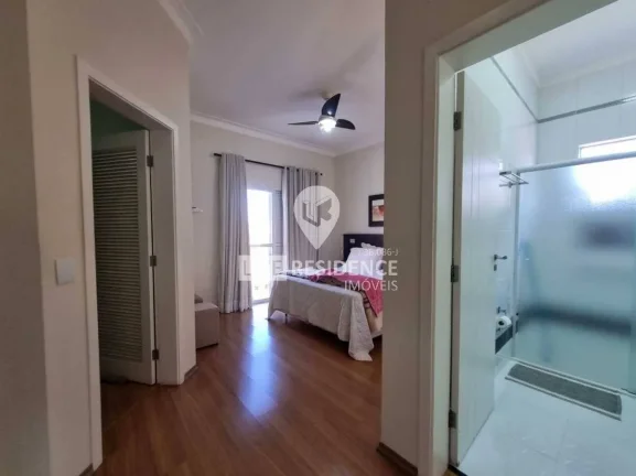 Imagem Lindo sobrado à venda em Condomínio / Ótima localização!