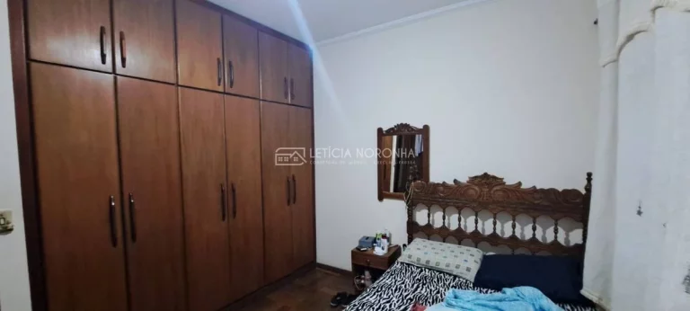 Imagem Casa e Ponto Comercial à Venda