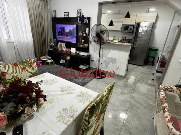 Imagem Casa em Villagio de 2 dormitórios com 2 vagas por R$640.000,00 em Santos