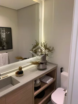 Imagem Apartamento Exclusivo para Venda na Península: 2 Suítes, 74m²