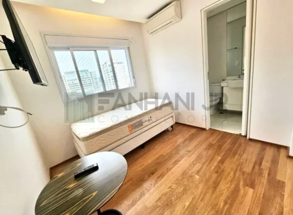 Imagem Apartamento Mobiliado na Vila Nova Conceição com 3 Suítes e 3 Vagas de Garagem - São Paulo-SP
