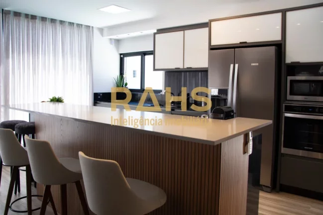 Imagem Linda residência em localização priveligiada no bairro América, pronta para ser sua! Casa de 439...