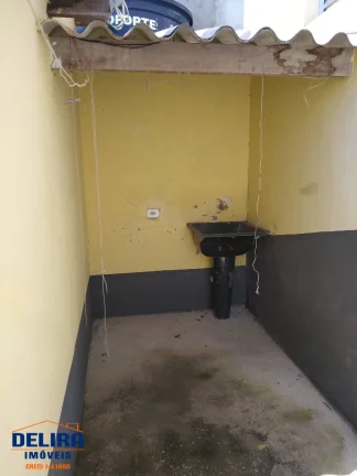Imagem Casa a venda para fonte de renda ou moradia em Mairiporã.