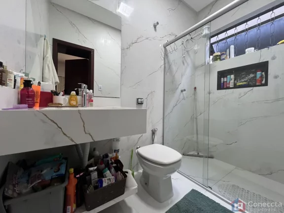 Imagem Casa à Venda no Bairro Caiçaras em Patos de Minas – 3 Quartos, Suíte e Espaço Gourmet