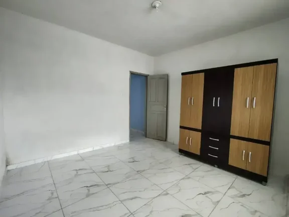Imagem Casa térrea com 2 quartos e garagem para locação no Boa Vista – Próxima à Igreja do Divino