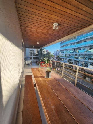 Imagem Apartamento com 3 dormitórios à venda, 243 m² por R$ 1.200.000,00 - Vila Nova - Cabo Frio/RJ