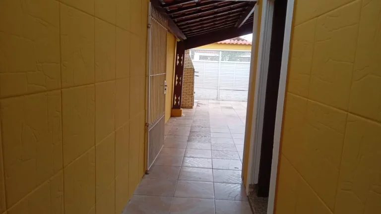 Imagem Casa Pronta para Morar no Maracanã com 4 Quartos e 2 Suítes