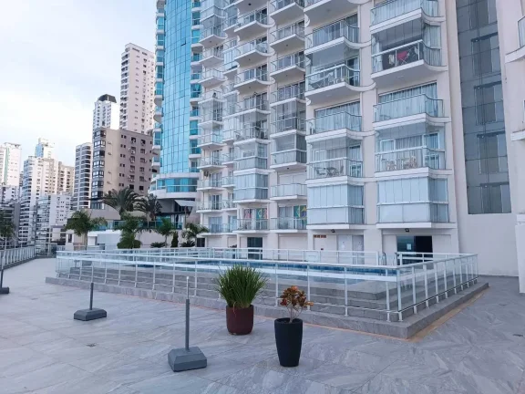 Imagem Apartamento frente mar 3 dormitórios sendo 2 suítes e 1 vaga no Centro de Balneário Camboriú