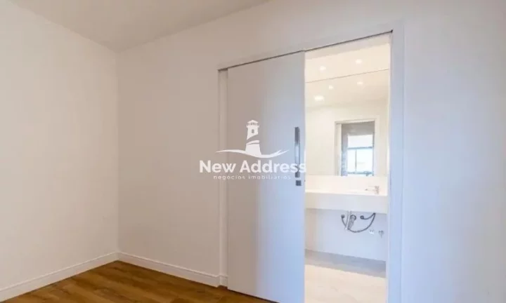 Imagem Casa Duplex Alto Padrão com 4 suítes em Morada do Sol (Interlagos) - Vila Velha/ES