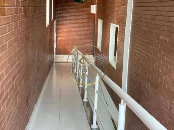 Imagem Casa 4 Dormitórios ( 4 suítes), 5 vagas, Condomínio Mirante do Vale.