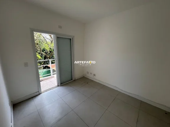 Imagem Alugo casa em condomínio São 4 dormitórios, sendo 2 suítes, além de 3 banheiros,