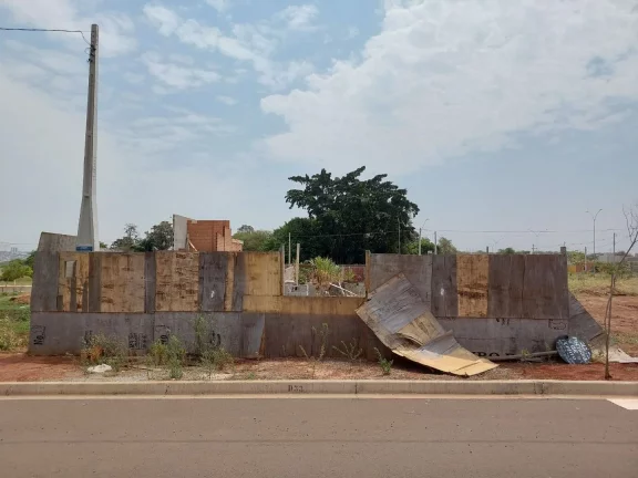 Imagem TERRENO COMERCIAL - COM ALICERCE PRONTO - AVENIDA DO JARDIM FLÓRIDA - HORTOLÂNDIA