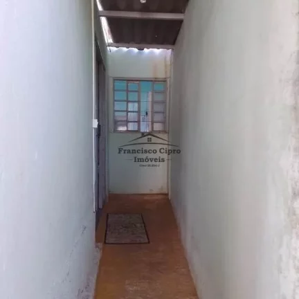 Imagem Casa à venda no bairro Santa Luzia - Guaratinguetá/SP