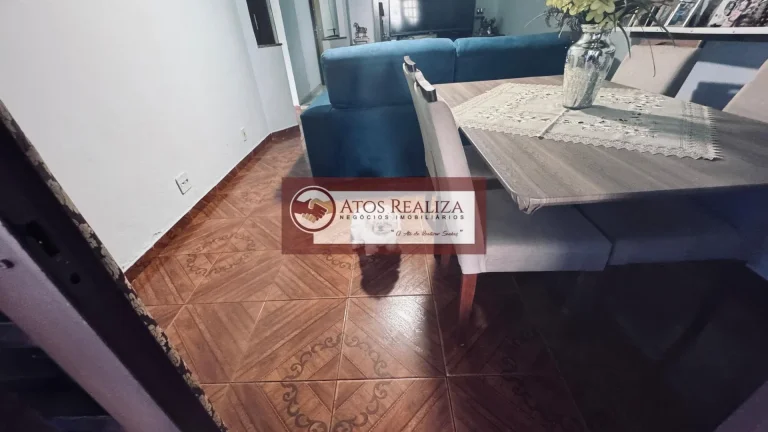 Imagem Casa à Venda no Parque Grajaú, SP - 2 Quartos, 100m², R$320 mil