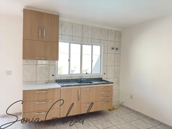 Imagem Casa de 4 quartos com suíte em condomínio de luxo em Vinhedo-SP, Condomínio Terras de São Francisco, 187m², 4 vagas. Imagem Casa de 4 quartos com suíte em condomínio de luxo em Vinhedo-SP, Condomínio Terras de São Francisco, 187m², 4 vagas.