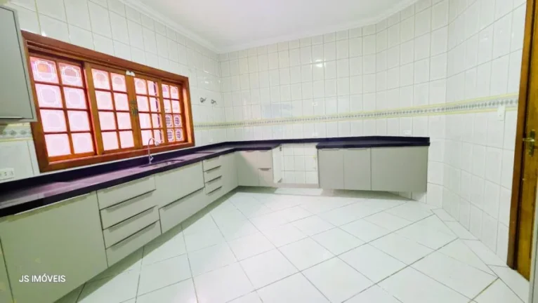 Foto do imóvel: ALUGA - SE ÍNCRIVEL CASA DE CONDOMÍNIO EM MAITINGA.