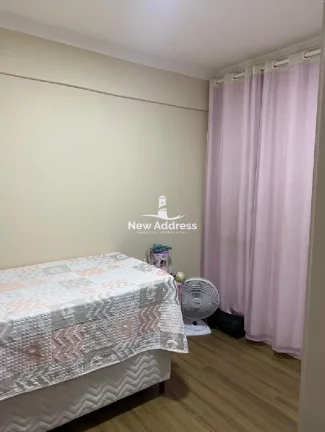 Imagem Apartamento 2 quartos reformado com 70m², piso laminado novo, cozinha planejada e banheiro renovado. Oportunidade! Não aceita financiamento bancário.