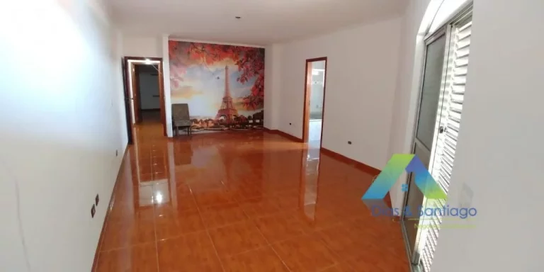 Imagem SANTO ANDRÉ Sobrado 350M², 3 suítes, espaço gourmet, 5 vagas com ótima localização e valor !!!