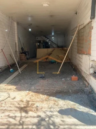Imagem Salão Comercial recém-reformado, com elétrica trifásica e hidráulica totalmente novas. Conta co...