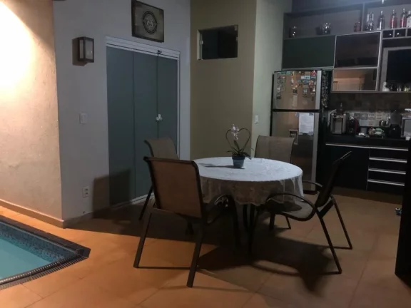 Imagem Casa com 3 dormitórios à venda, 140 m² por R$ 690.000 - Parque Anhangüera - Ribeirão Preto/SP