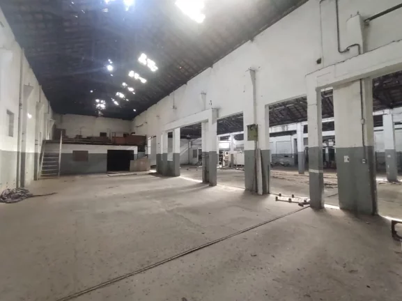 Imagem Barracão comercial com 1489m² com localização em umas das principais avenidas com proximidades a...