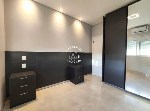 Imagem Casa em Condomínio a Venda no bairro Residencial e Empresarial Alphaville - Ribeirão Preto, SP