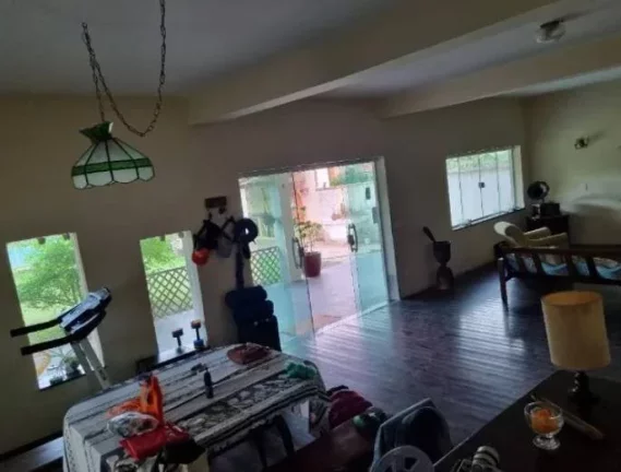 Imagem Casa de condomínio à venda, com 9 quartos, 950m2