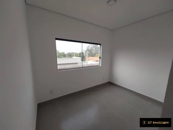 Imagem Casa em Atibaia/SP p/ Financiamento Bancário Fácil Acesso - Apenas 480mil!