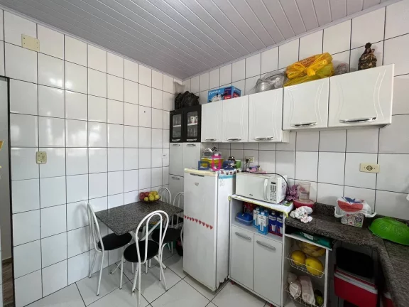 Imagem Apartamento com 2 dormitórios à venda, 90 m² por R$ 255.000,00 - Macuco - Santos/SP