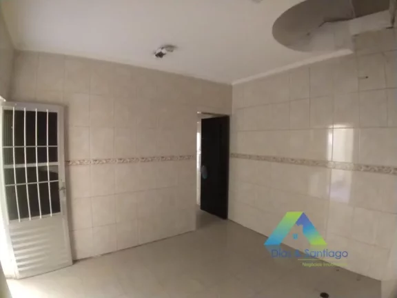 Imagem Lindo sobrado com excelente localização em bairro tranquilo de fácil acesso a comercios e principais avenidas com excelente valor !