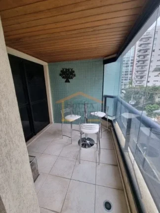 Imagem Apartamento espaçoso, 171m², 4 dormitórios, sendo 4 suítes (uma transformada em closet, reversí...
