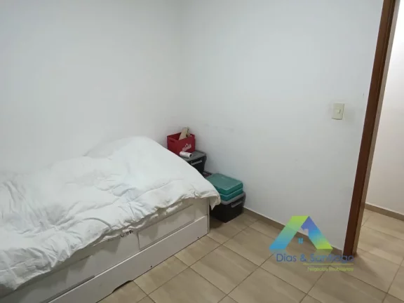 Imagem Casa com 03 quartos na Vila Ema 190m²