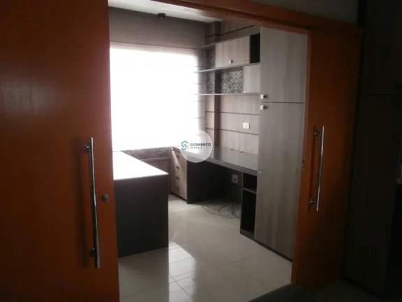 Imagem Conjunto Comercial, 76,11m2, à venda em Curitiba, Centro