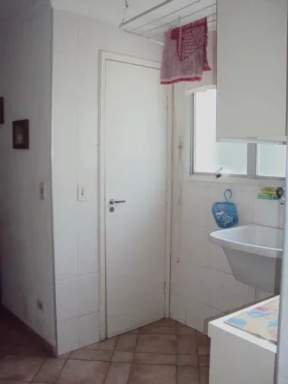 Imagem PITANGUEIRAS- NA QUADRA DA PRAIA , LOCALIZAÇÃO PRIVILEGIADA , GARAGEM NO PRÉDIO.