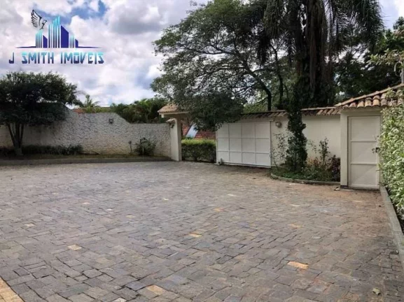 Imagem LINDA CASA CONTEMPORÂNEA, EM FINAL DE RUA COM VISTA PARA O VERDE